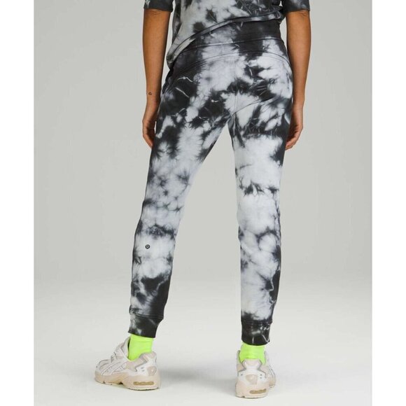 Lululemon Warm Down Jogger *Earth Dye Size 4 Stone - Picture 10 of 12